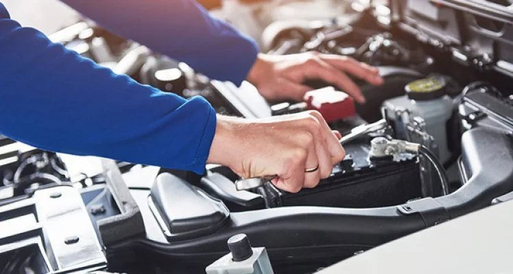 1739614811_car maintenance (1)